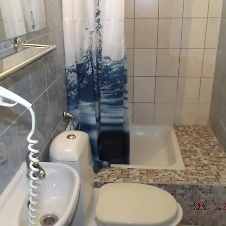 Marine Keskus Ξενοδοχείο 2*